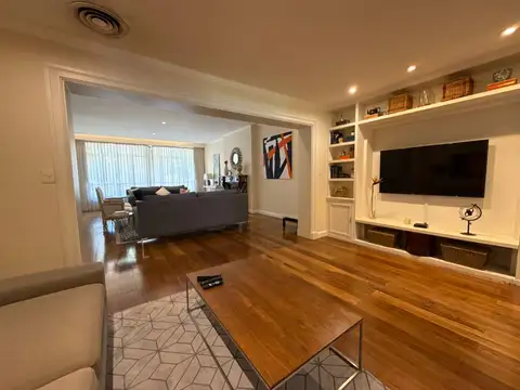 Casa moderna en Alquiler,  Martínez – a pocas cuadras del Colegio Lincoln