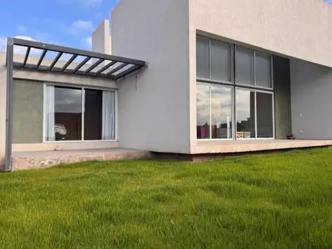 Casa en venta en las retamas