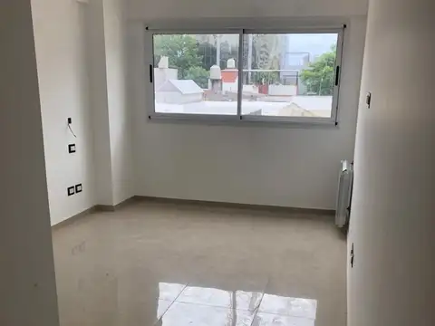 Figueroa, Apolinario 1900, Piso 3