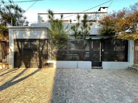 Casa en Venta en Barrio Parque, USD 290.000