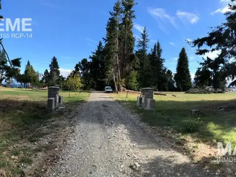 PRIMERA LINEA AL LAGO EN JARDINES AL LAGO. BARRIO CERRADO
