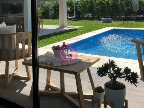 Casa en Alquiler de 3 dormitorios