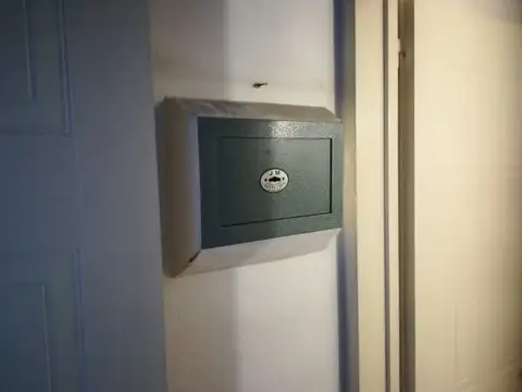 ALQUILER DE MONOAMBIENTE ( SOLO USO PROFEDSIONAL)  EN BALBANERA