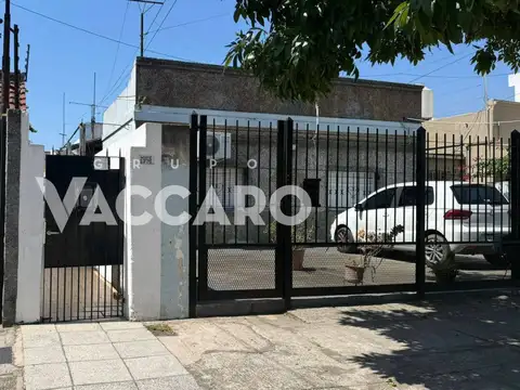 Venta de Casa 3 Ambientes en El Palomar, Morón
