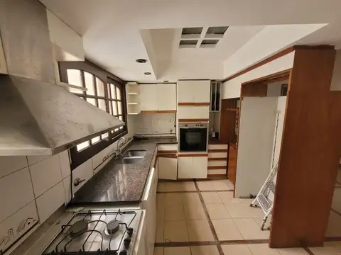 Departamento 4 ambientes con 3 baños