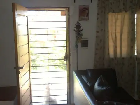 VENTA CASA DE 2 PLANTAS EN LOS REARTES RETASADA