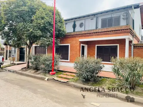 Los Cedros, Parada Robles.