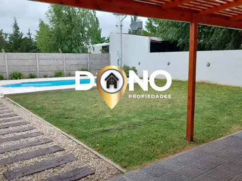 Casa 5 ambientes con 1 baño