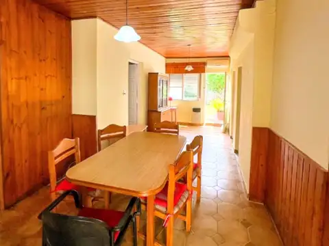 Depto Tipo Casa en Alquiler en Sarandi, $ 750.000