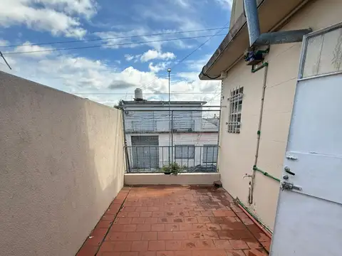 DEPARTAMENTO MONOAMBIENTE EN ALQUILER -MORON SUR