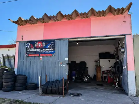 Venta galpón y locales  en villa el libertador
