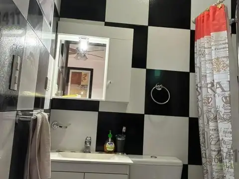 Depto Tipo Casa en Venta 85 años