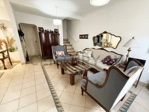 JULIAN PEREZ 300, Piso 0