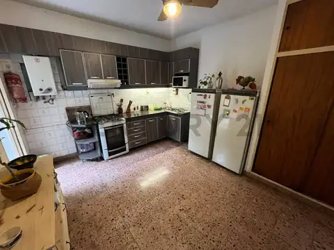 El Zorzal 6900, Piso 0