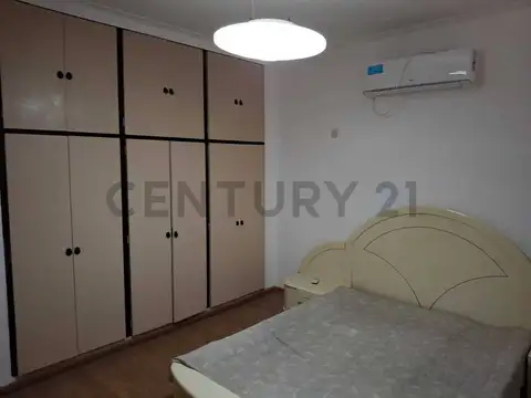 CASA VENTA PIÑEYRO 5 AMBIENTES CON COCHERA Y TERRAZA