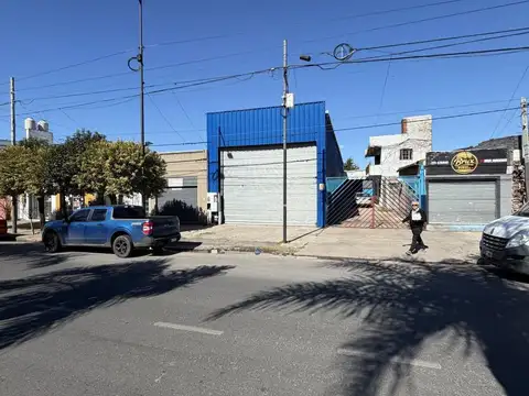 Galpon en Alquiler 30  mts Fondo