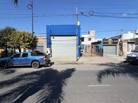Av. 60 e/ 135 y 136 100