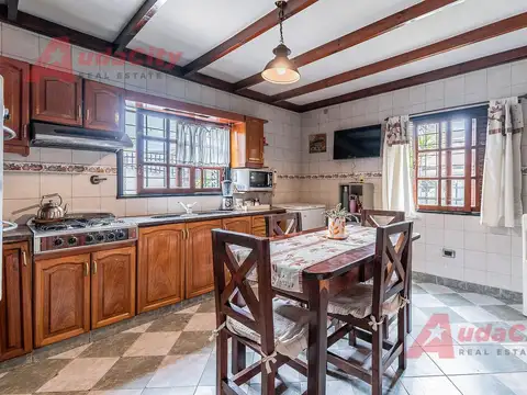 Casa en Venta en Moron, USD 159.900