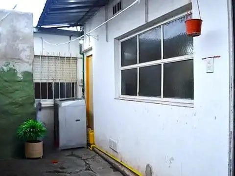 Depto Tipo Casa en Venta de 2 ambientes