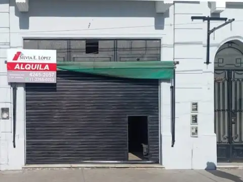LOCAL CON ENTREPISO -