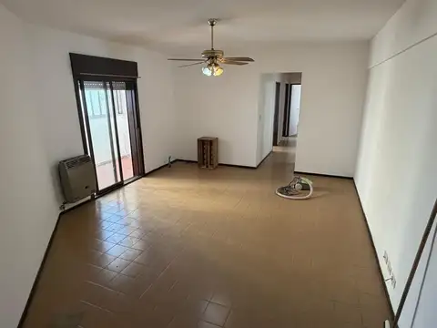 Departamento en Alquiler de 3 dormitorios