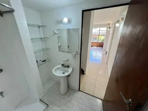 Depto Tipo Casa en Venta 40 años