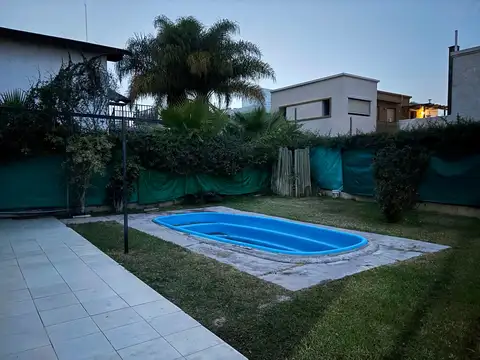 Casa en Alquiler de 3 dormitorios