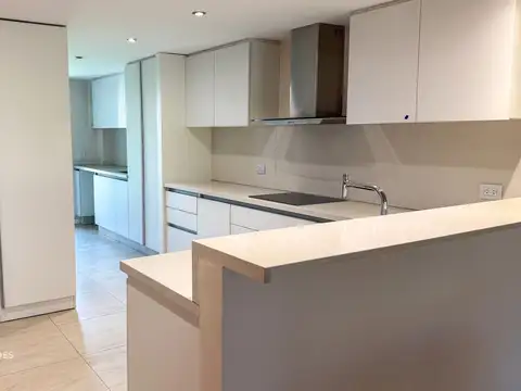 Departamento en Venta en Aldea Lago, USD 395.000