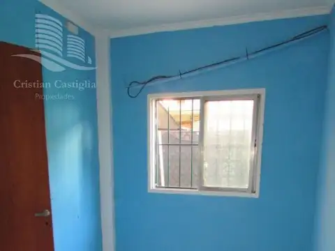 Depto Tipo Casa en Alquiler con 1 cocheras