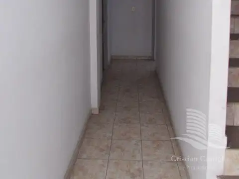 Depto Tipo Casa en Alquiler de 3 ambientes