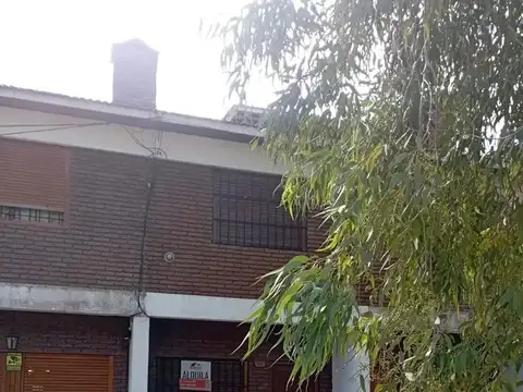 Casa en Venta - 3 Dormitorios 2 Baños - 104.72mts - La Lucila Del Mar
