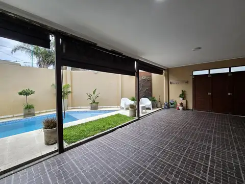 Casa en Venta al Este