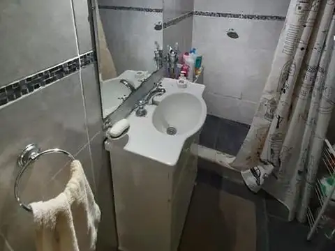 Depto Tipo Casa en Venta con 1 cocheras