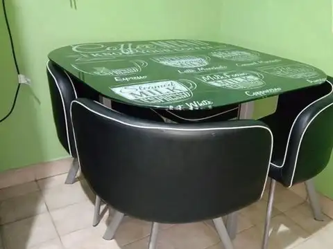 Depto Tipo Casa 4 ambientes con 2 baños