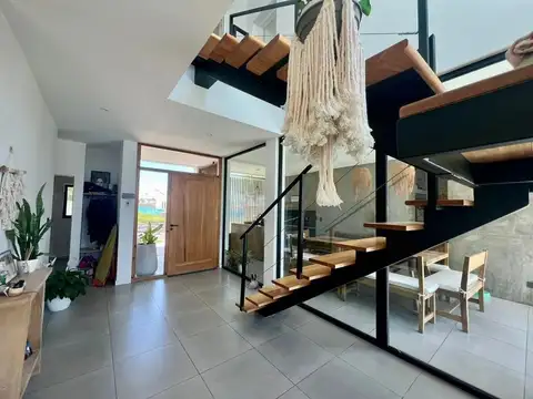 Casa en alquiler temporario en Santa Lucia, Pilar del Este - 4 Ambientes