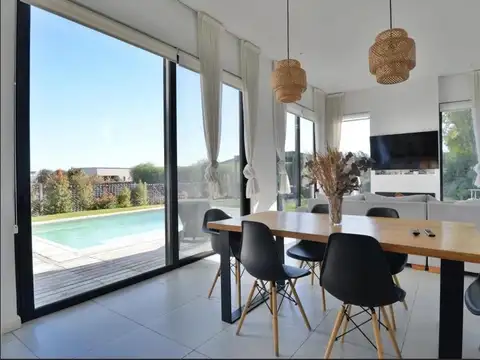 Casa en Alquiler Temporal en Pilar del Este - Santa Lucia, $ 2.500