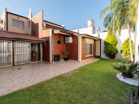 CASA VENTA QUILMES 5 AMBIENTES JARDIN APTA CREDITO