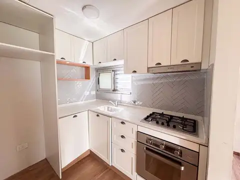 Avenida Montevideo entre 39 y 66 3900
