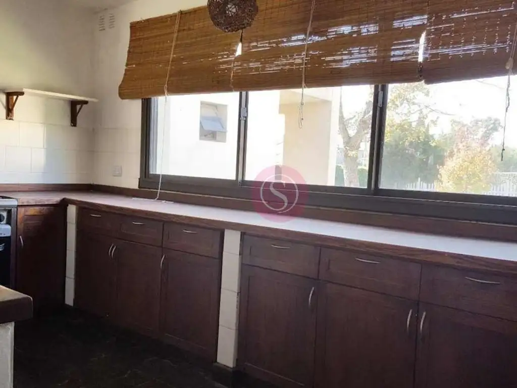 Casa en Buen Retiro de 4 dormitorios