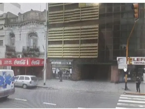 COCHERA FIJA CUBIERTA EN ALQUILER