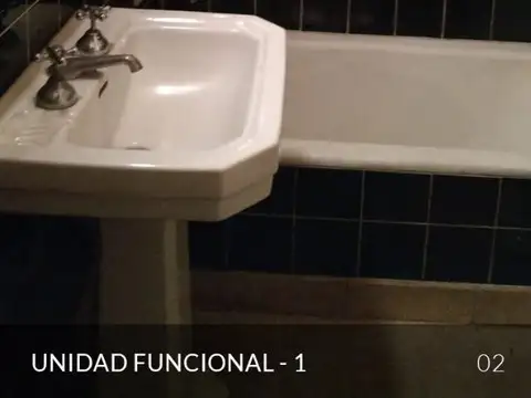 Depto Tipo Casa en Venta 70 años