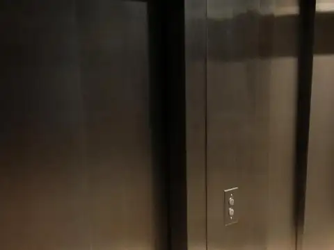 Excelente Oficina de 150 m2 con vista abierta y 2 Cocheras en Palermo