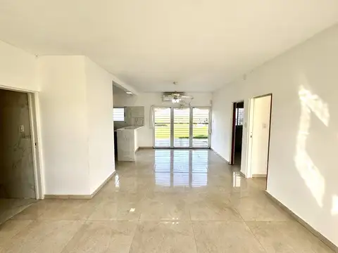 Casa 2 dormitorios en Ciudad Náutica arroyo seco