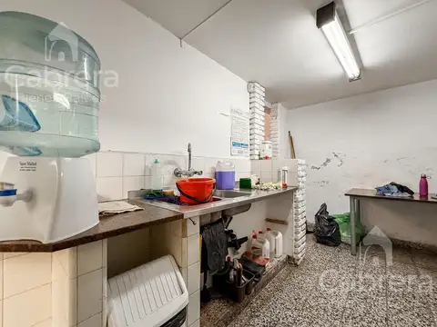 Venta casa multifuncional, La Plata