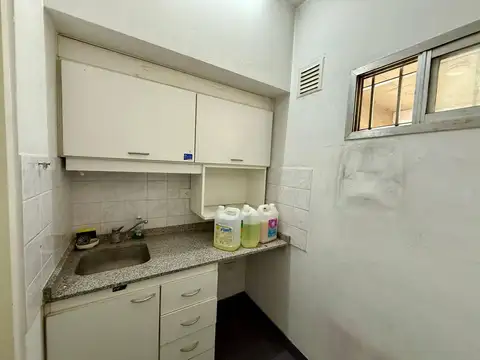 Local en Alquiler en Monte Grande, $ 3.200.000