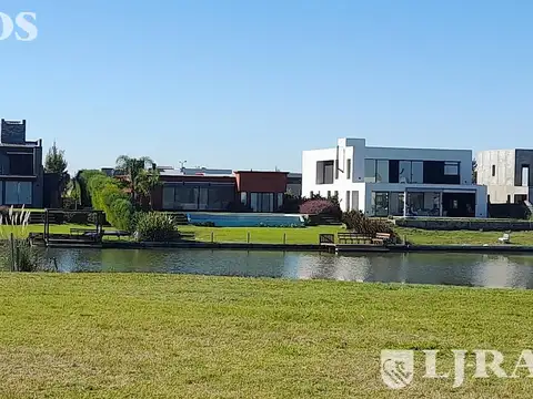 Terreno en Venta de 1066,0 m2