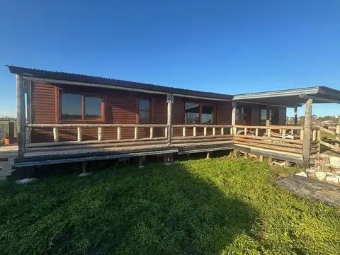 Casa 2 ambientes con 1 baño