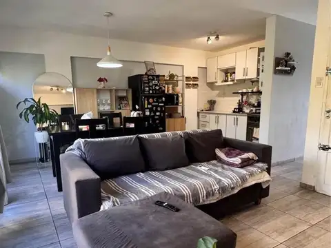 VENTA DEPARTAMENTO DOS DORM FRENTE  BALCON,  ALBERDI