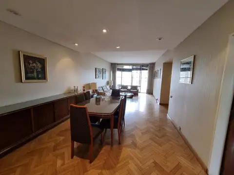 VENTA DEPTO CUATRO AMB ALMAGRO BALCÓN  COCHERA