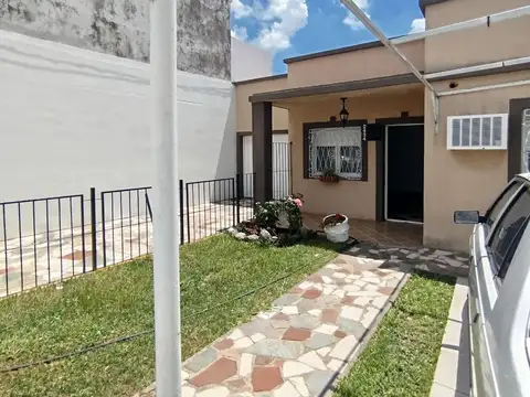 Alquiler PH Casa 3 Ambientes En San Justo